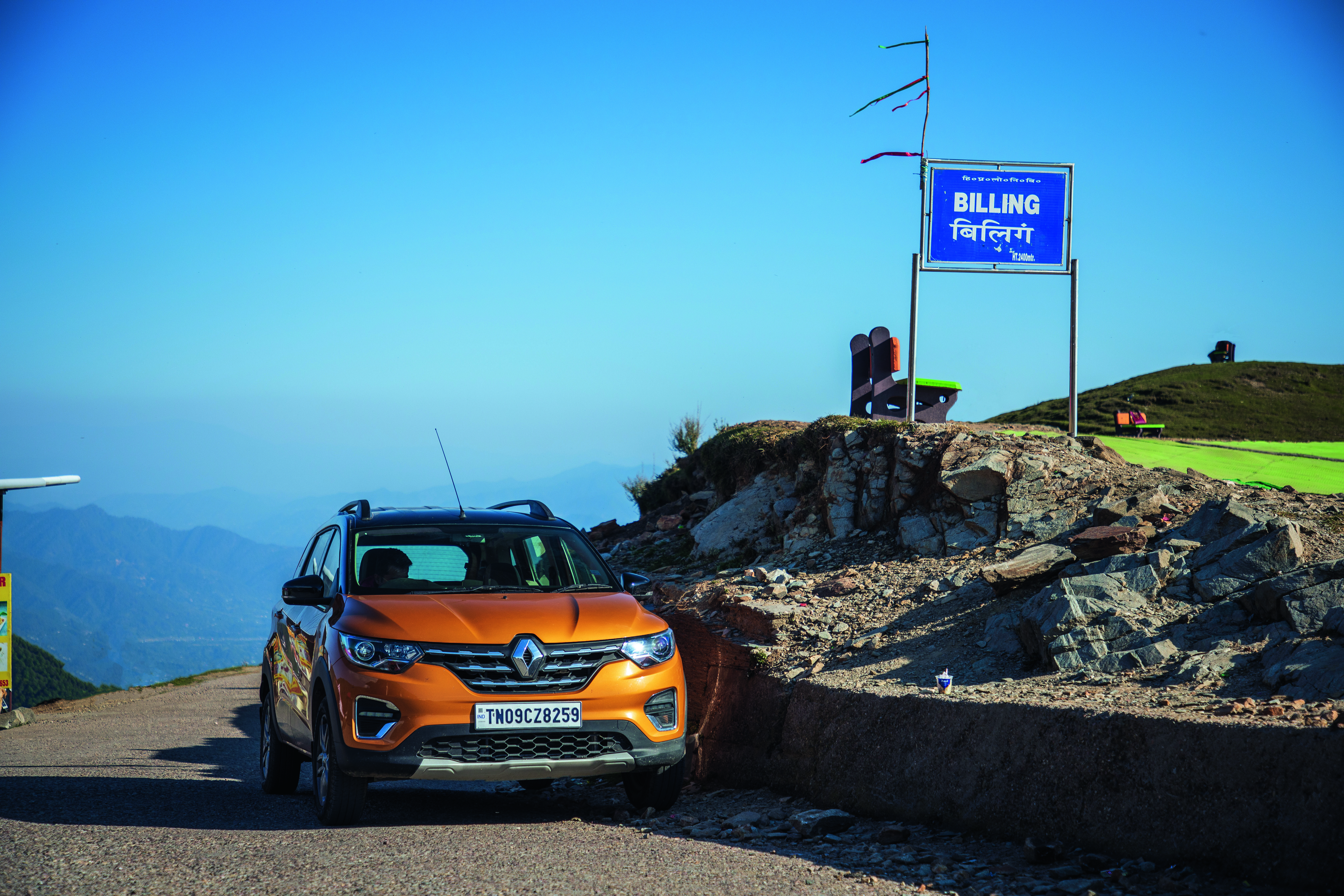 6720x4480 Up and away. Adventure Sports with Renault Triber. Chapter 2: Paragliding