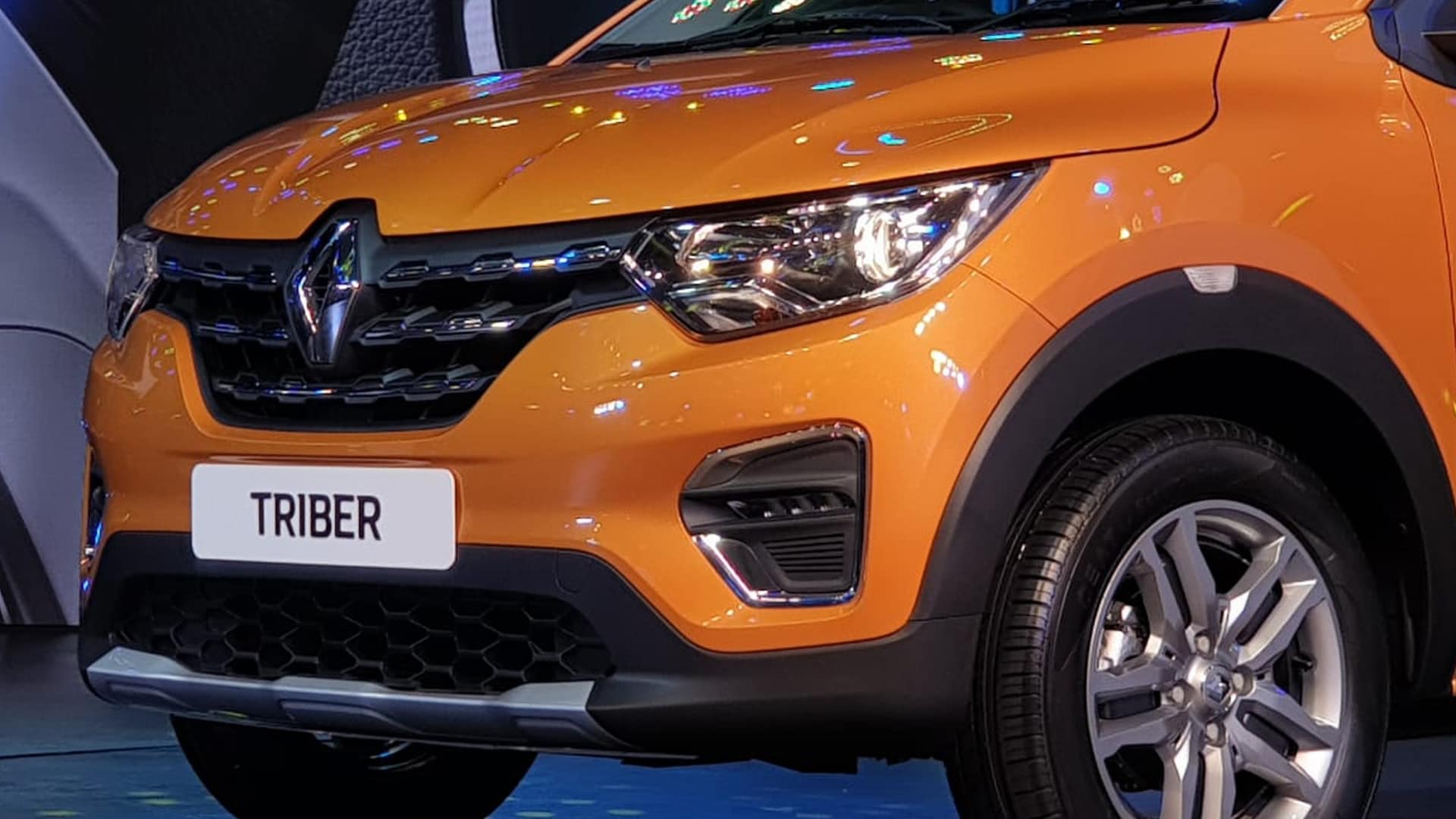 1920x1080 Renault Triber 2019 STD Exterior Car Photo