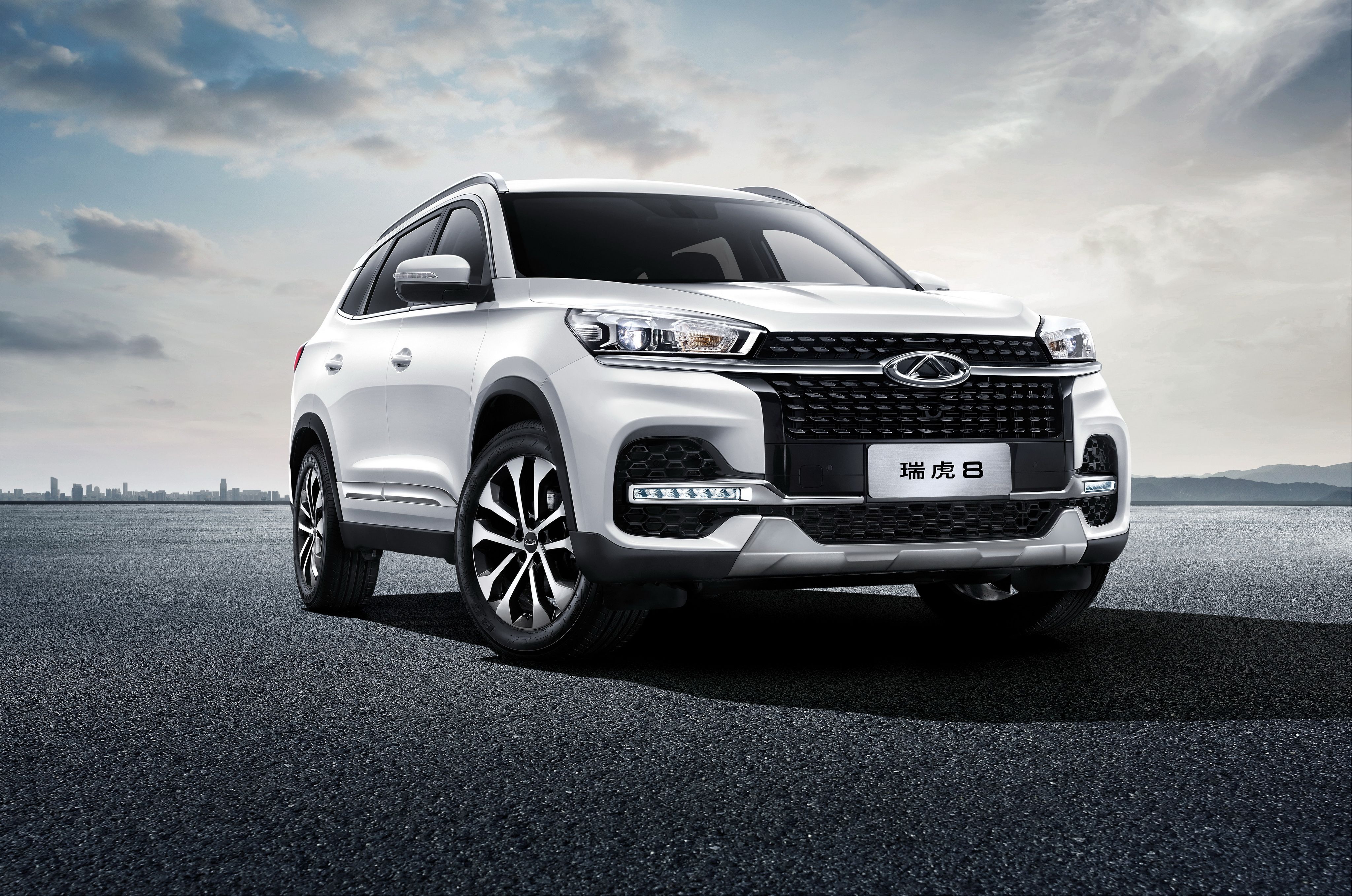 4096x2715 Chery Tiggo Wallpaper