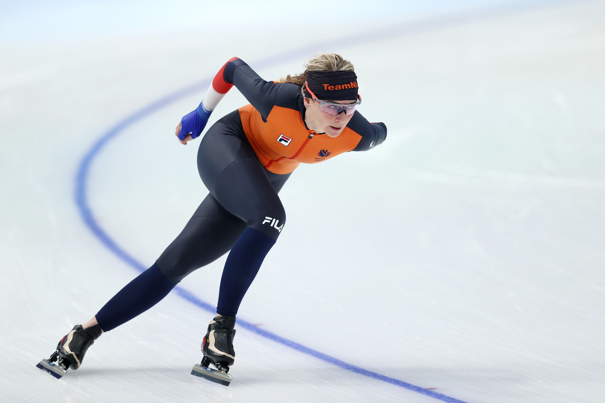 2048x1365 Speed Skating Wallpaper