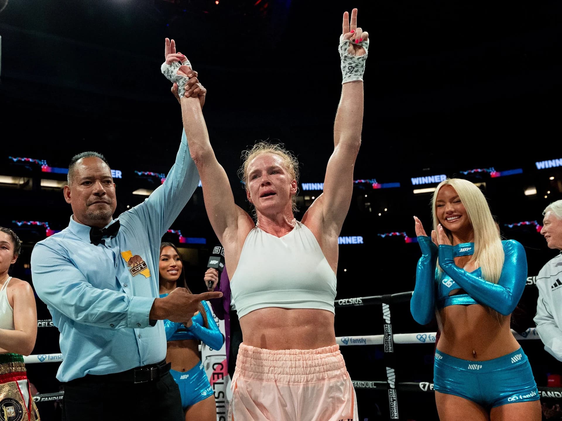 1920x1440 Holly Holm Shifts Focus To Taylor Serrano, After Scoring First Win On Return From 12 Year Hiatus