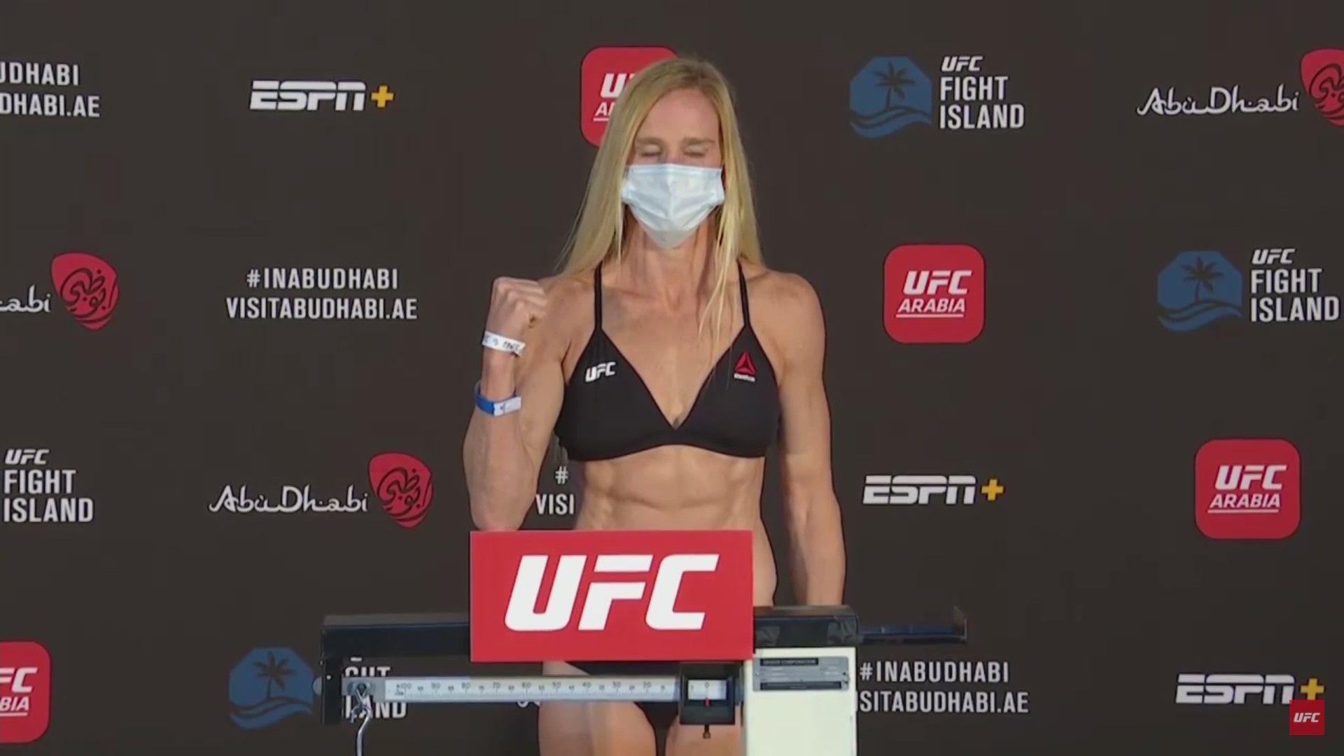 1920x1080 Holly Holm earns a dominate UFC victory on Saturday night. KRQE News 13