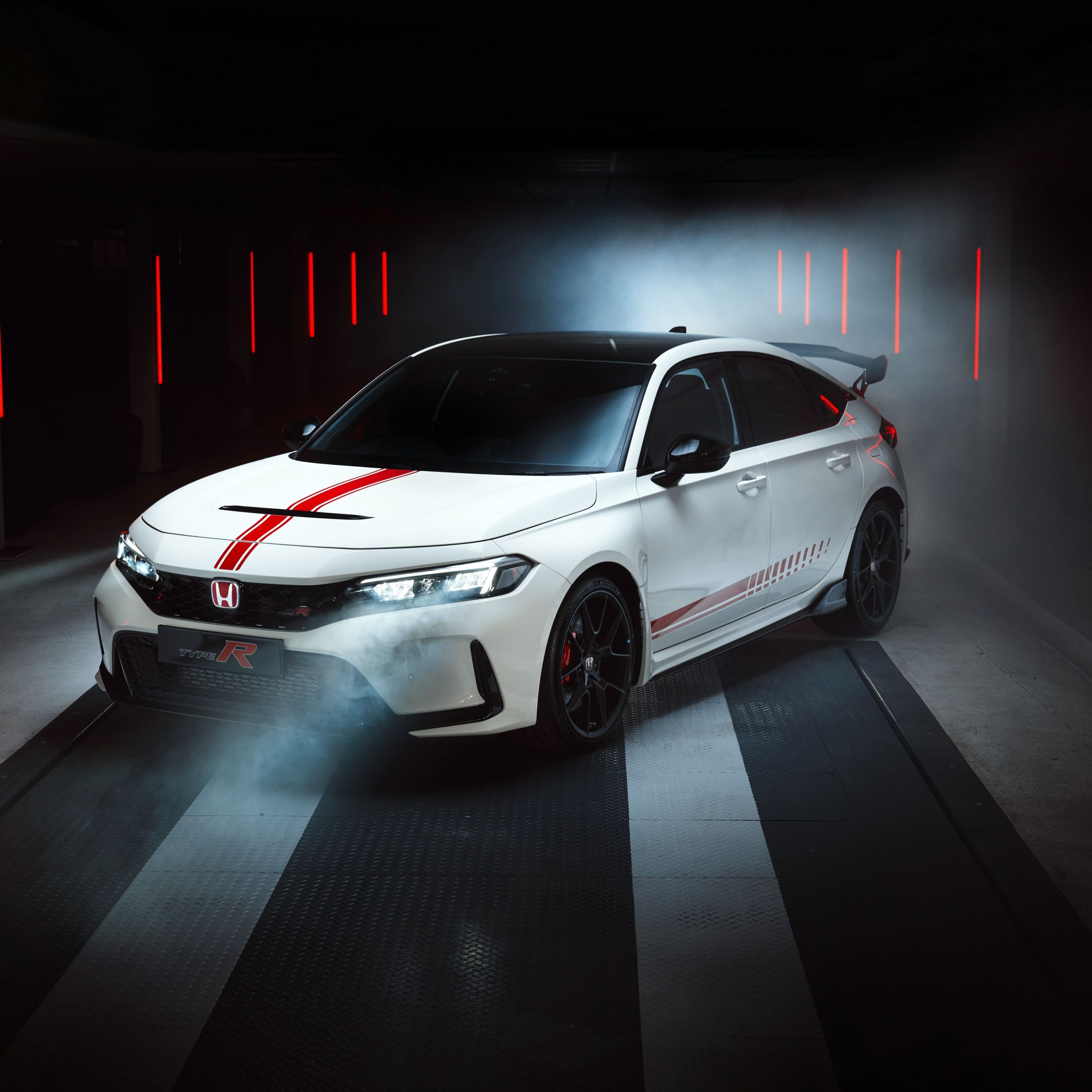 2732x2732 Honda Civic Type R Ultimate Edition Wallpaper 4K, 5K, 8K