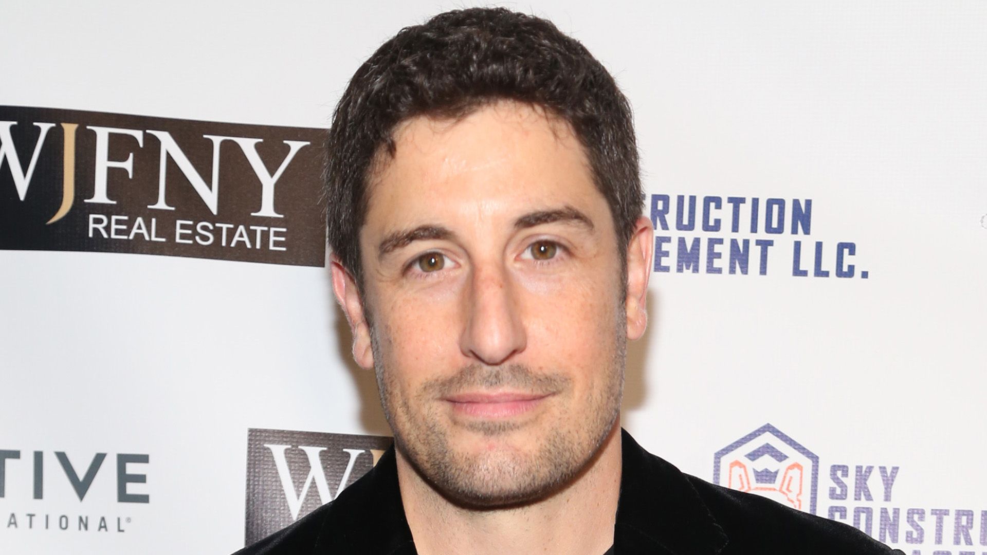 1920x1080 Jason Biggs teases 'great story ideas' for American Pie reboot ahead of 25th anniversary reveals movie setback