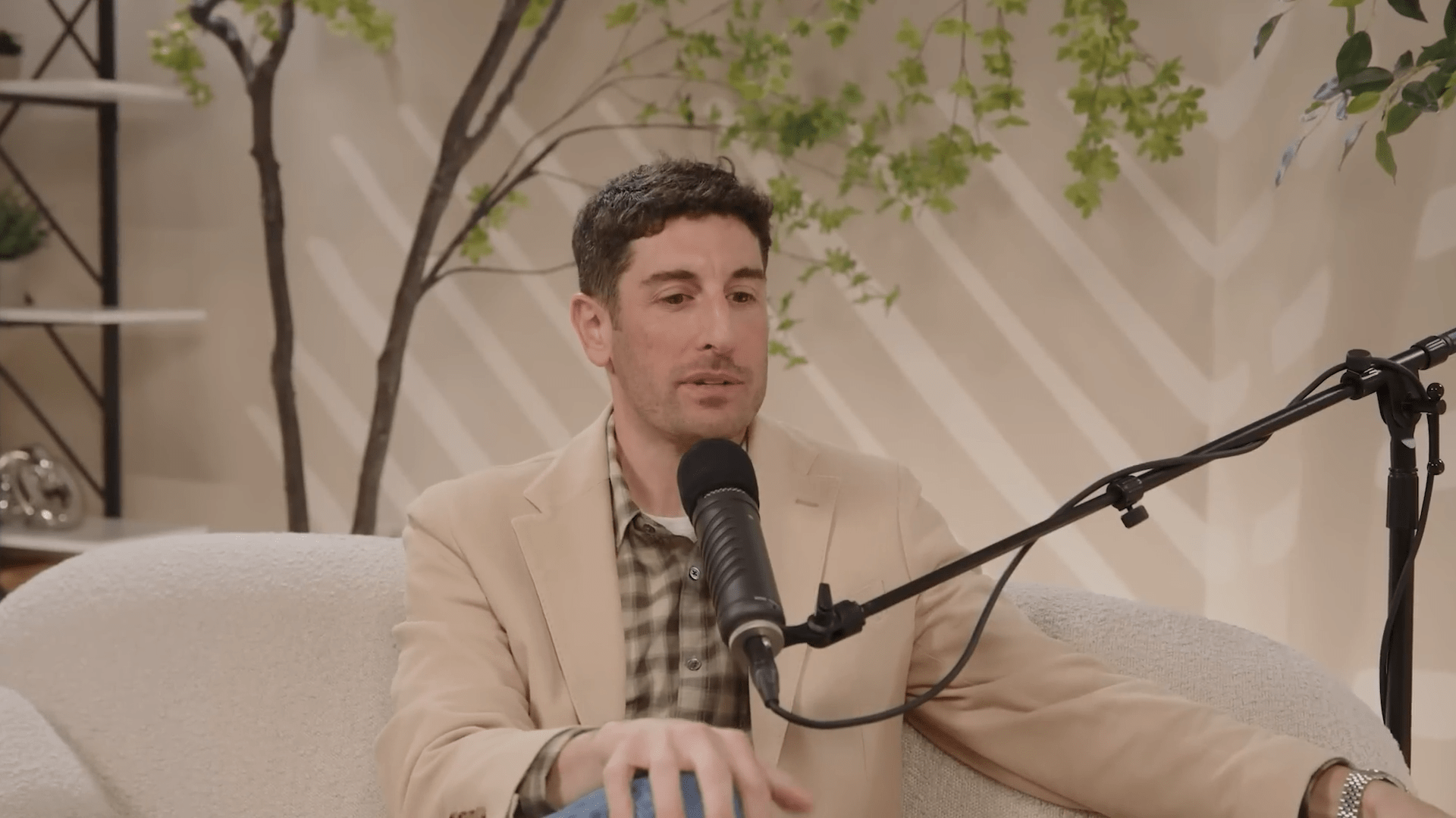 1920x1080 Jason Biggs Showed 11 Year Old THAT 'American Pie' Scene!