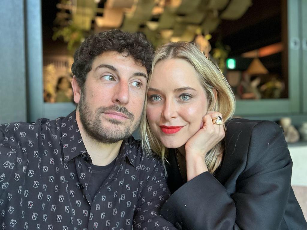 1024x768 Exclusive. Jason Biggs reveals he dropped 35 pounds after dealing with health issues