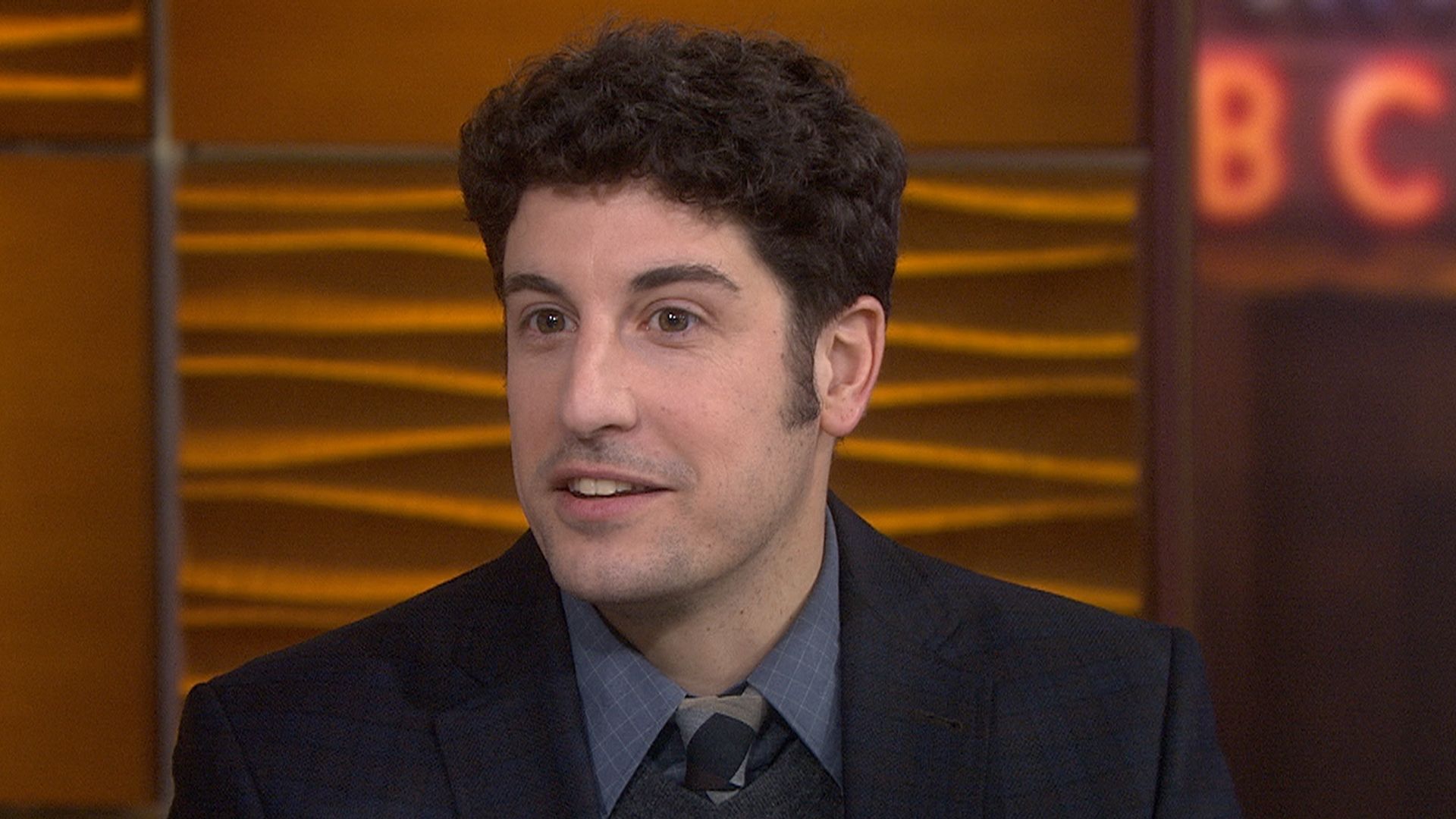 1920x1080 Heidi Chronicles' star Jason Biggs plays goofy game with TODAY anchors