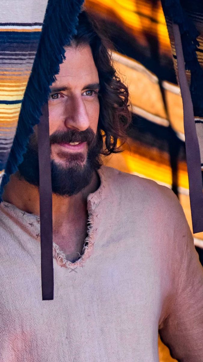 675x1200 The chosen jesus jonathan roumie