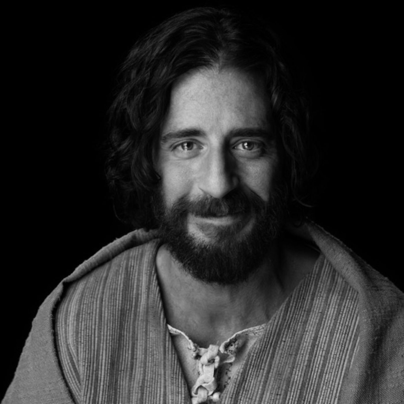 1400x1400 A Conversation with Actor Jonathan Roumie from The Chosen A Fire