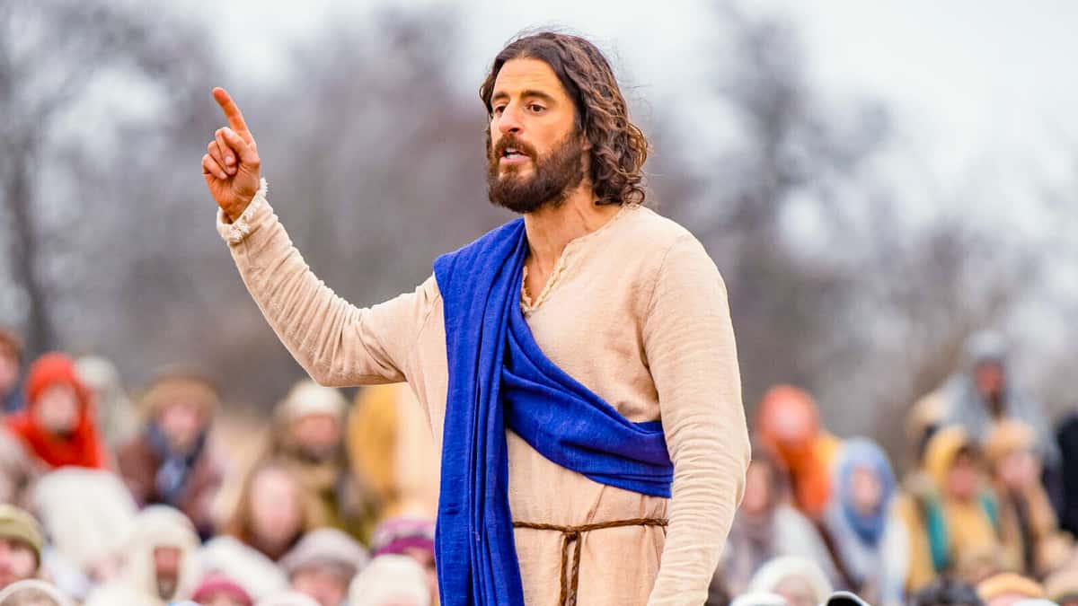 1200x675 The Chosen video reveals cool detail about Jonathan Roumie's Jesus performance