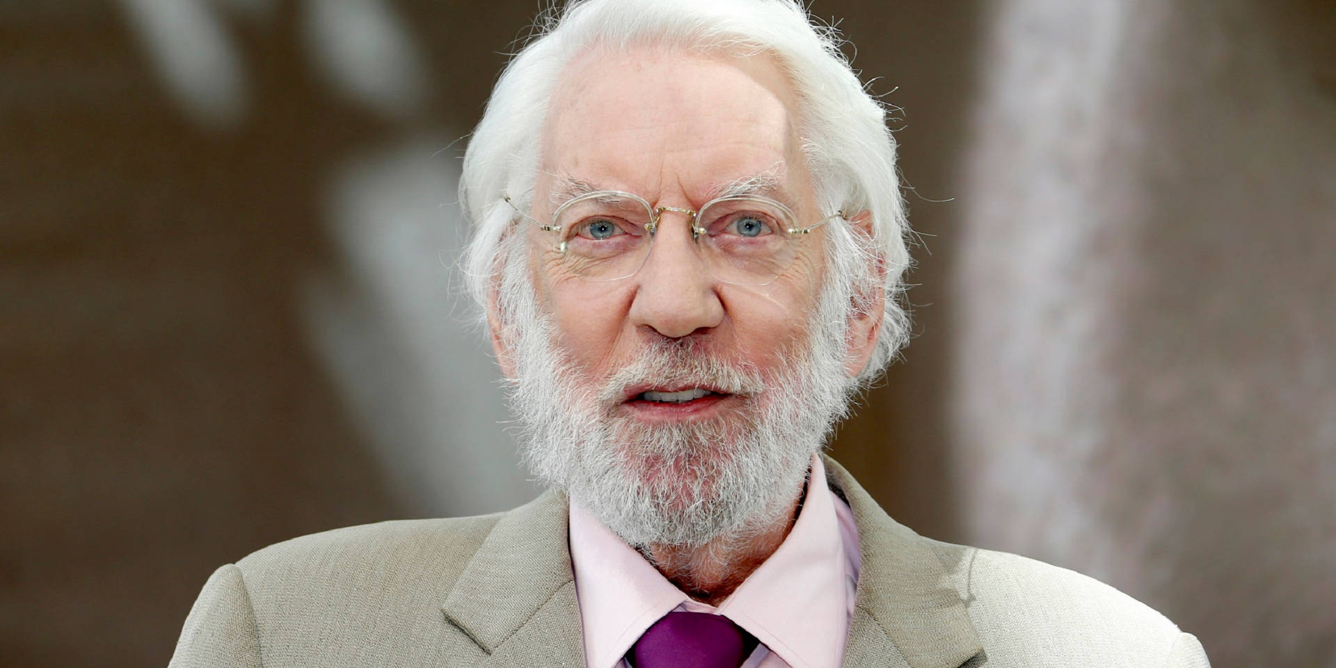 1920x960 Donald Sutherland Wallpaper