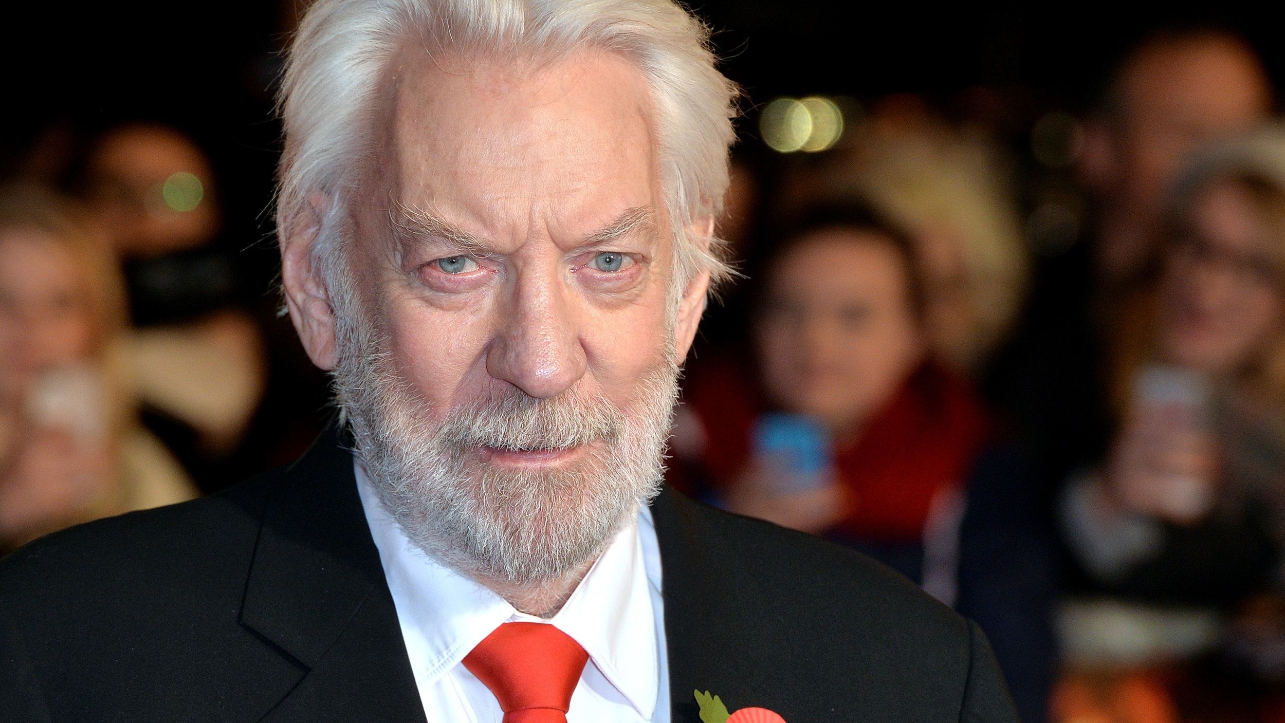 2500x1407 Donald Sutherland Wallpaper