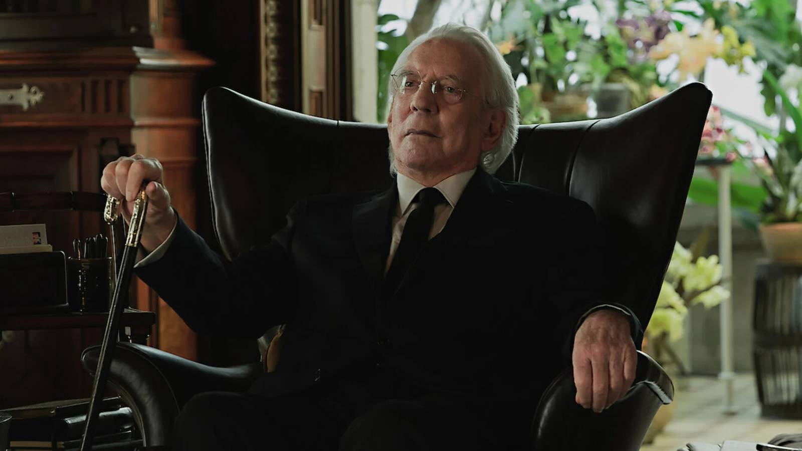 1600x900 Stephen King's Netflix Movie Mr. Harrigan's Phone is Getting a Resurgence