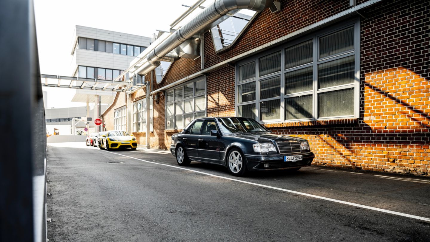 1440x812 Tracing The Story Of The Mercedes Benz 500 E