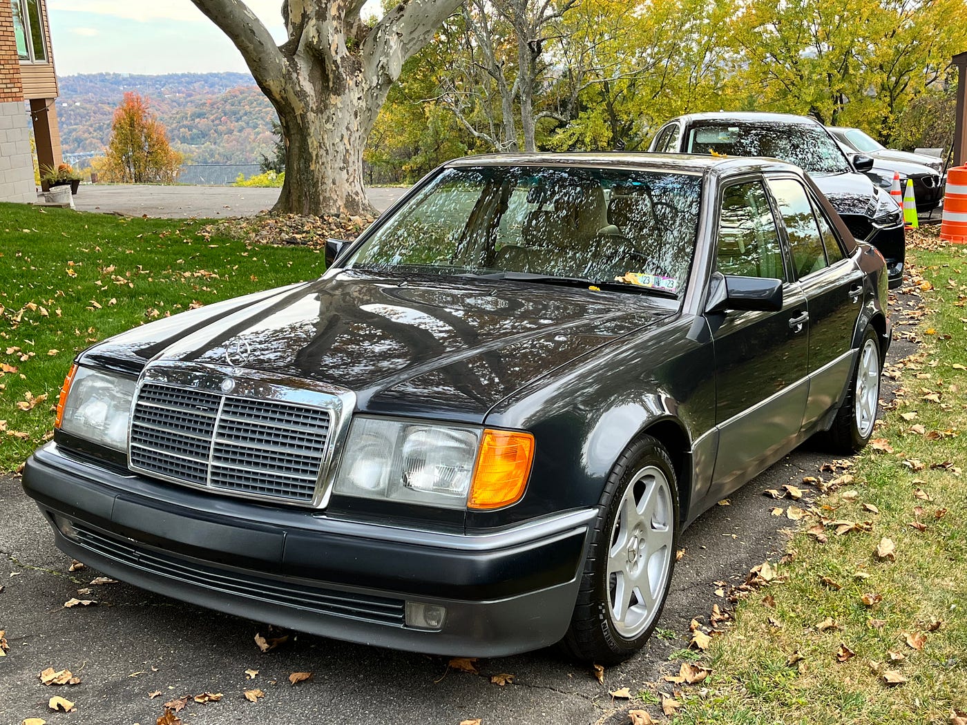 1400x1050 Mercedes Benz 500E