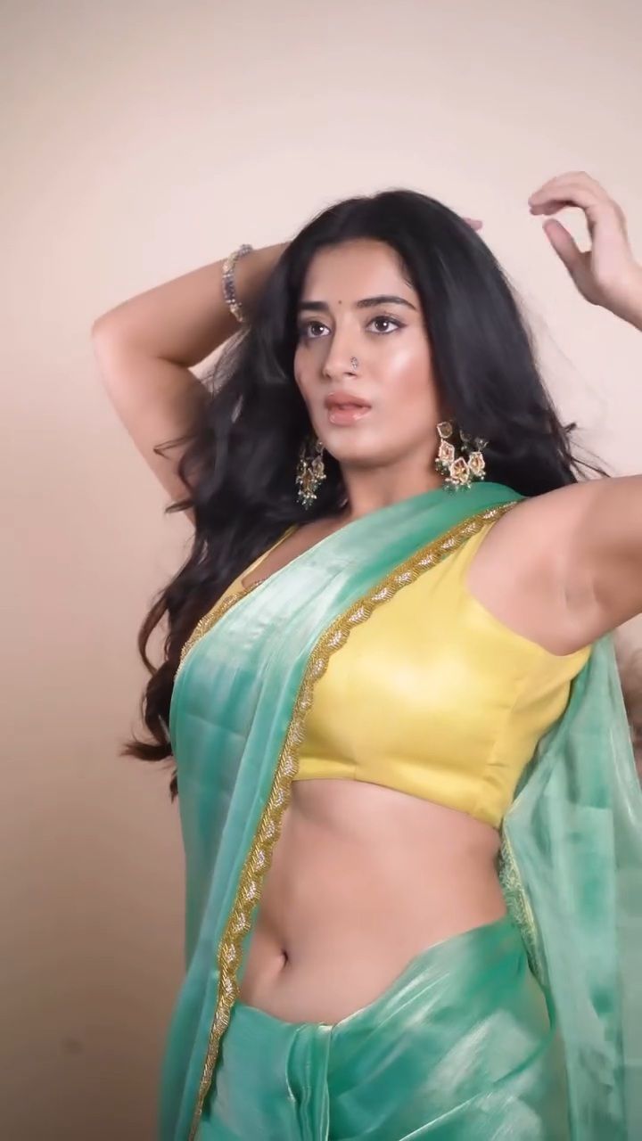 720x1280 Rashi singh ideas. beautiful indian actress, singh, beautiful women picture
