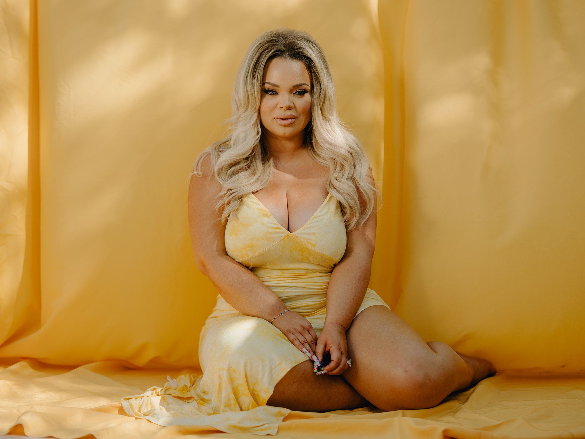 2000x1500 Trisha Paytas Wallpaper