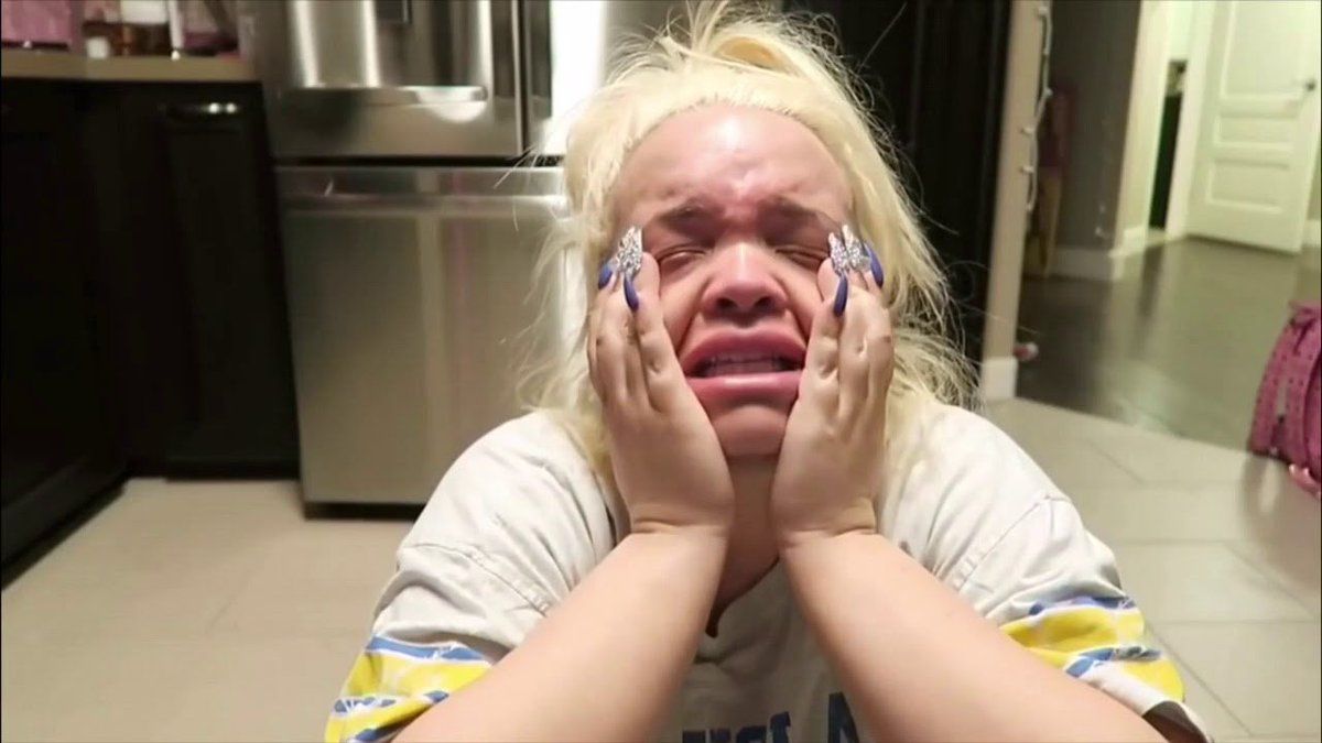 1200x675 Wallpaper of Trisha Paytas crying on her kitchen floor're welcome :) #trishapaytas #youtuber #trishapaytascrying