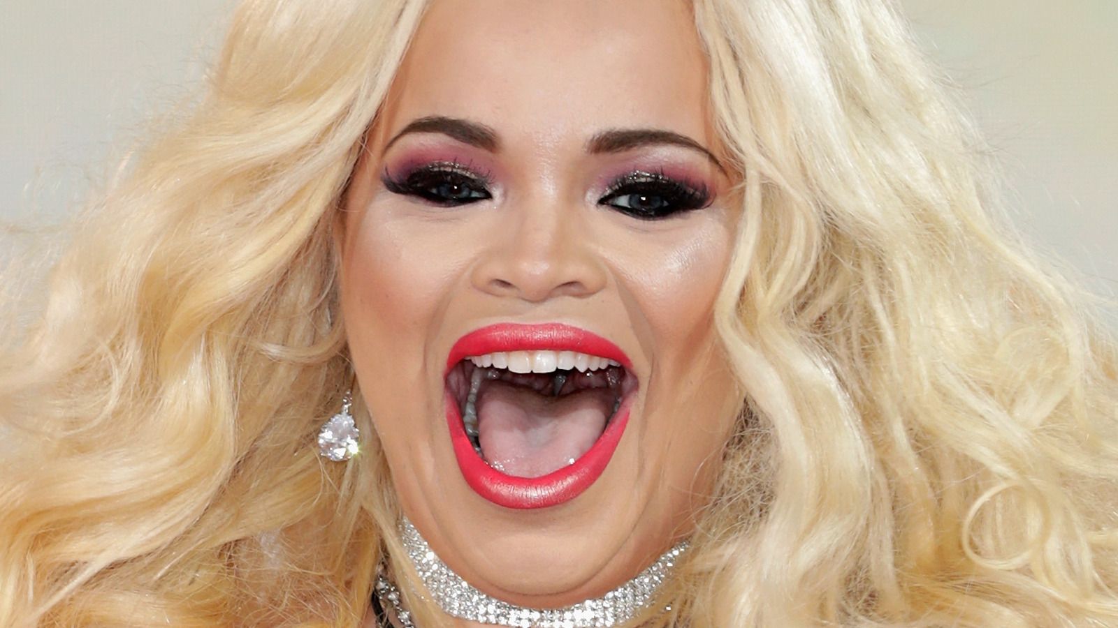 1600x900 The Truth About Trisha Paytas