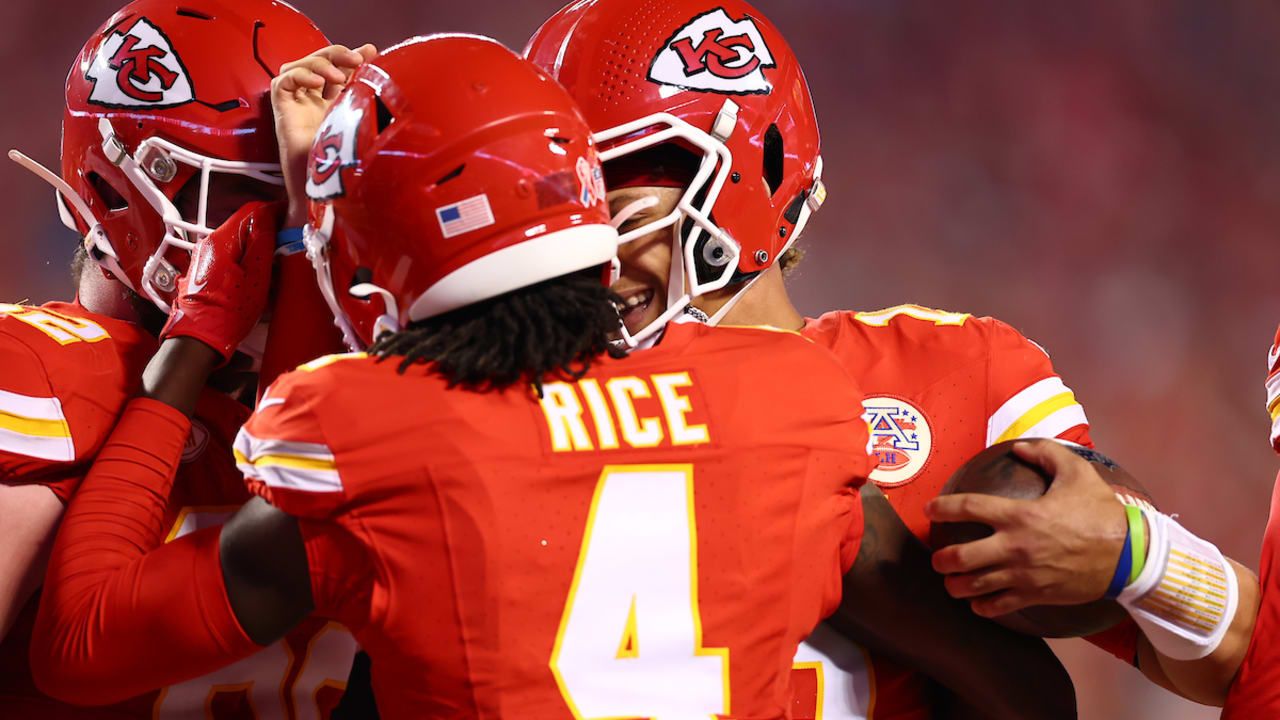 1280x720 Kansas City Chiefs wide receiver Rashee Rice finds defensive soft spot for first career TD grab
