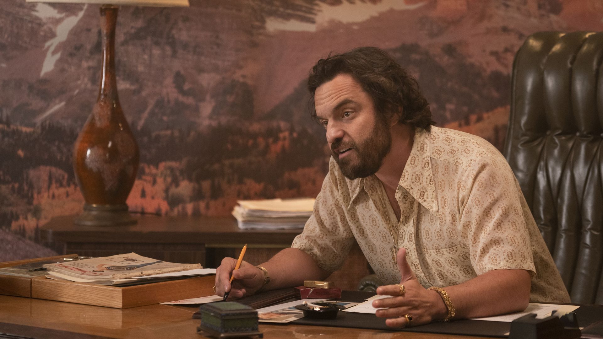 1920x1080 In HBO Max's 'Minx, ' Jake Johnson Cements His Place as Hollywood's Everyman