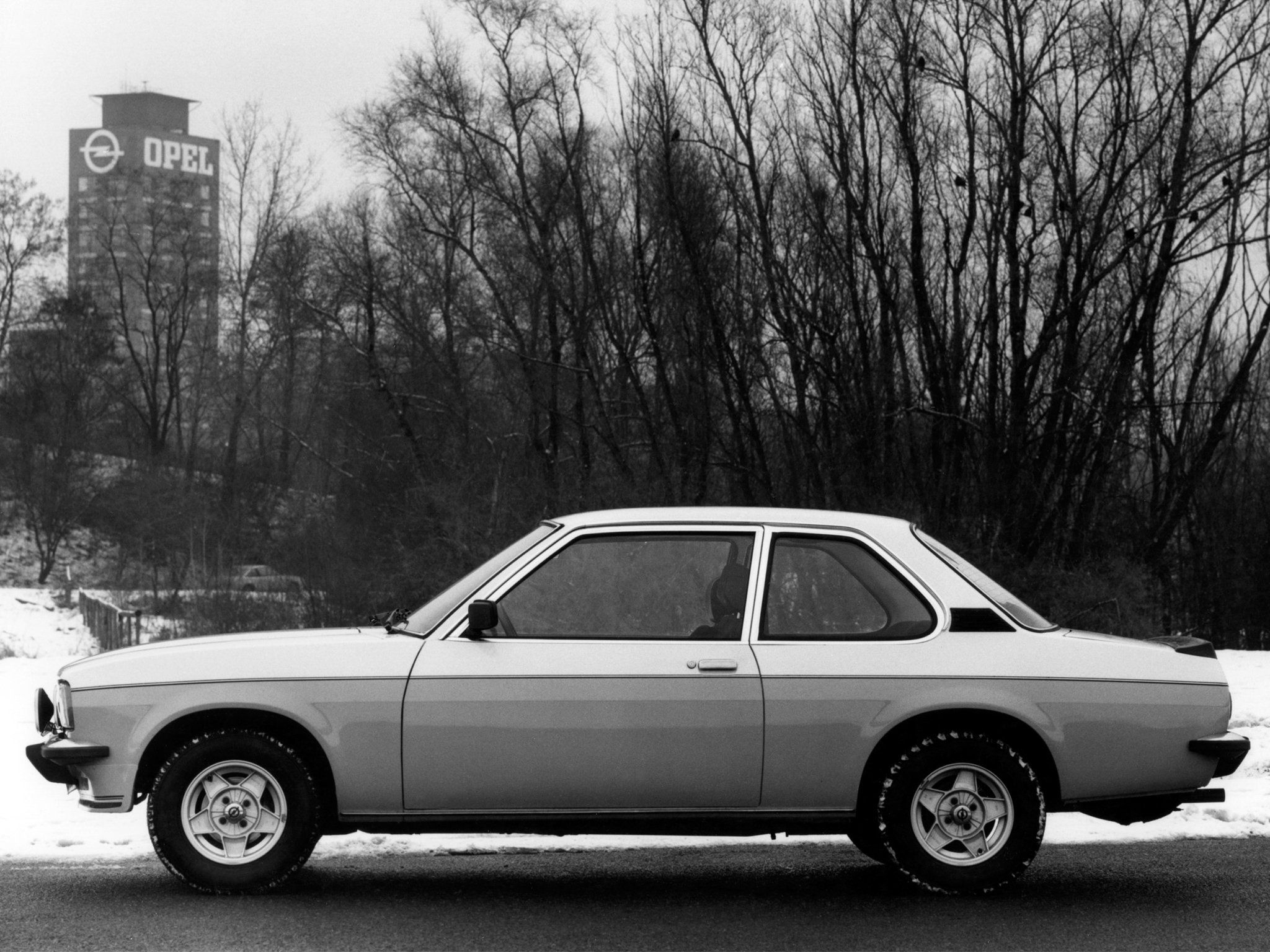 2048x1536 Opel, Ascona, I2000 Wallpaper HD / Desktop and Mobile Background