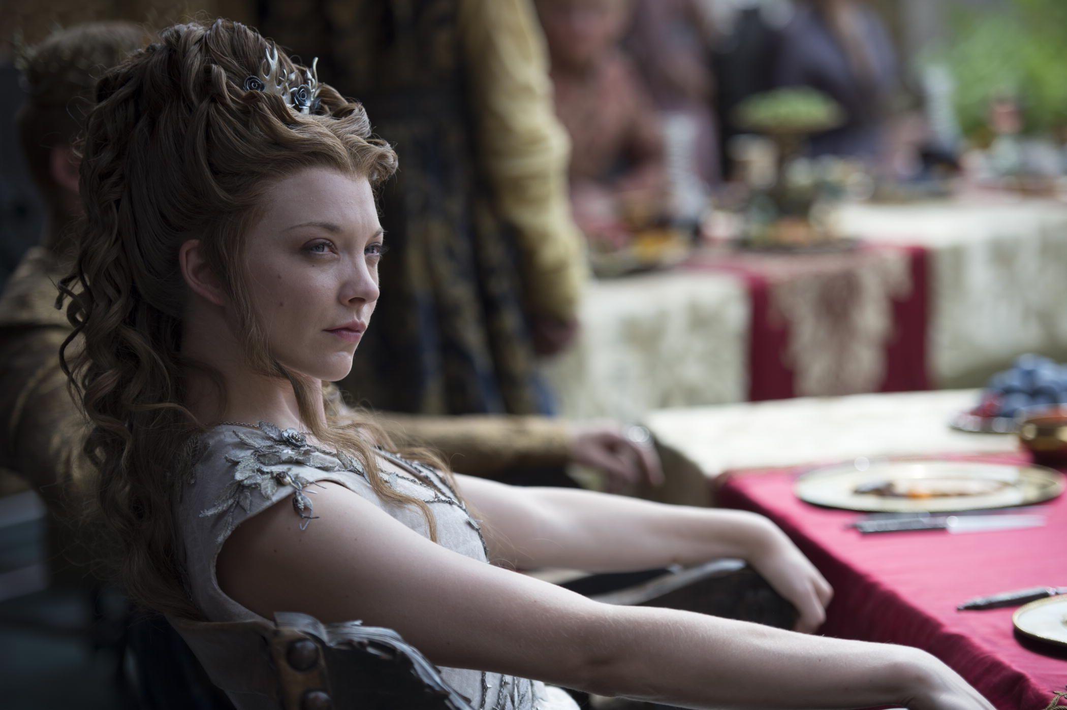 2100x1398 Margaery Tyrell Season 4 Tyrell Wallpaper 36940347