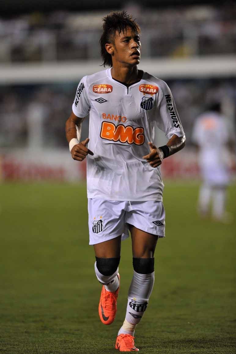 772x1157 Neymar Santos Wallpaper