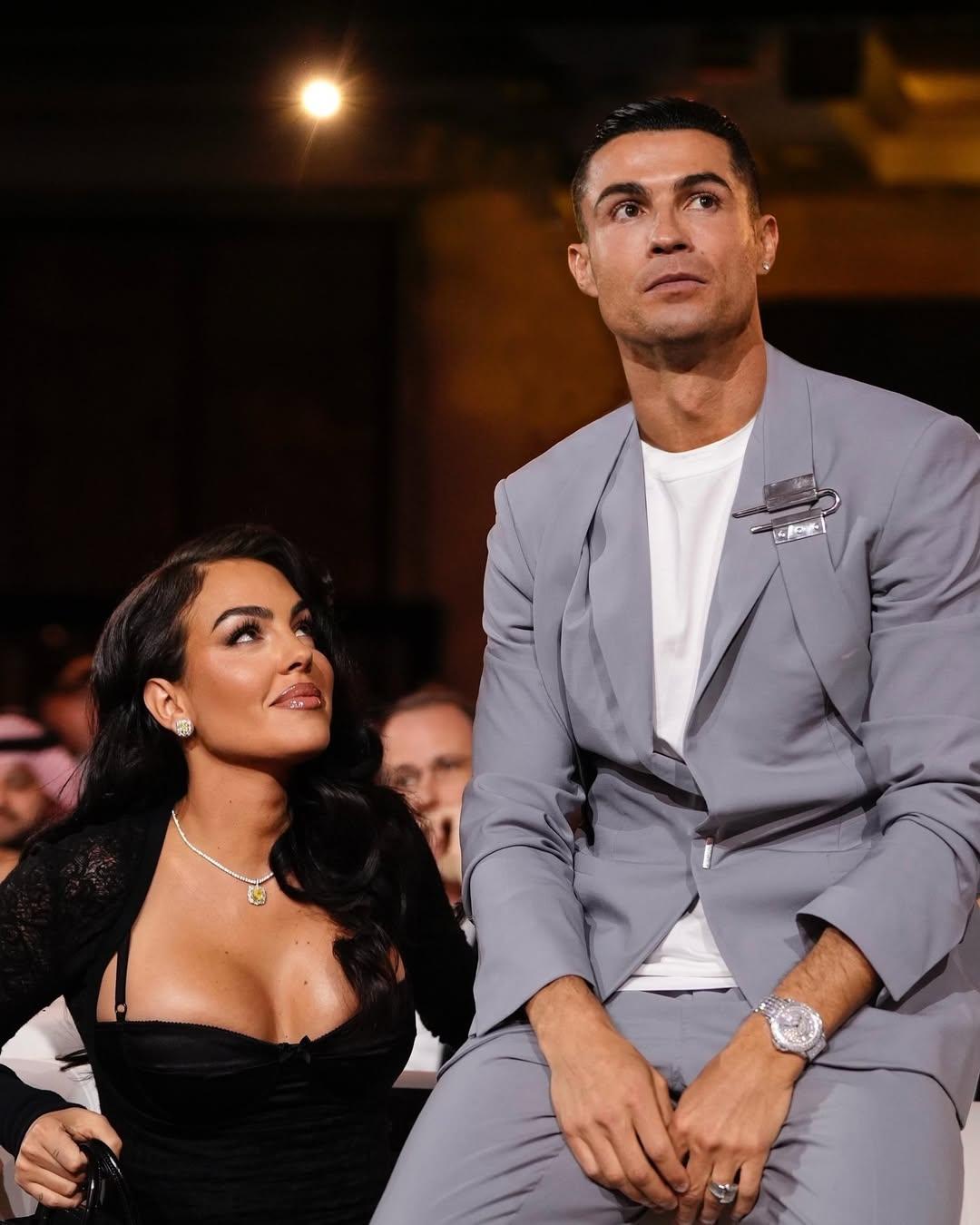 1080x1350 Cristiano Ronaldo & Georgina Engaged? Ring Sparks Buzz