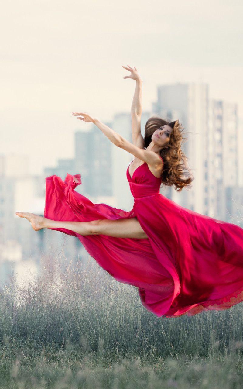 800x1280 Women Dancing 5k Nexus Samsung Galaxy Tab Note