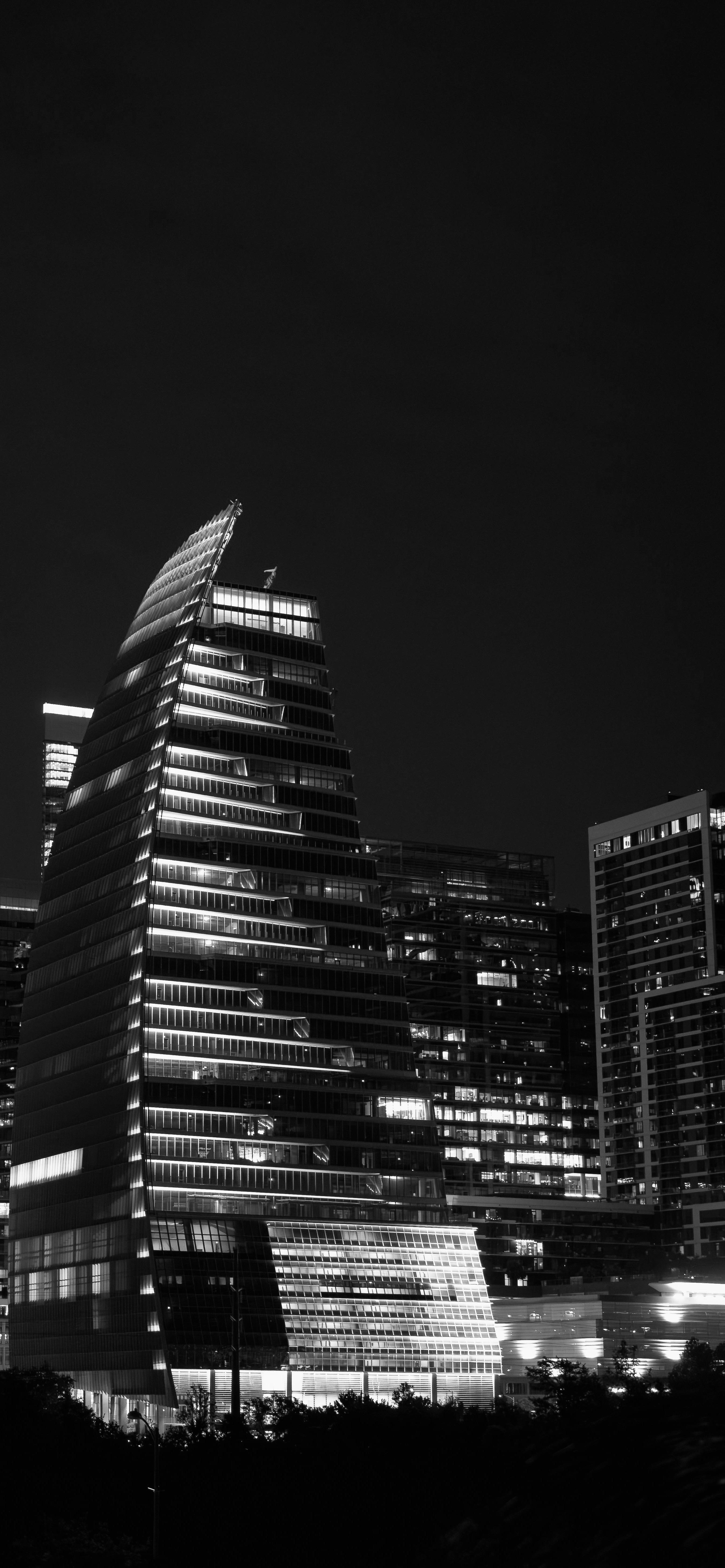 2699x5840 iOS 26 Austin TX city skyline wallpaper