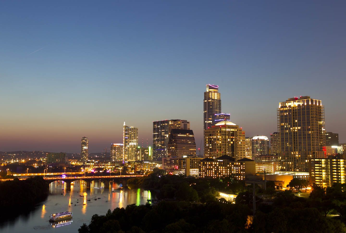 1440x969 Austin's skyline shines