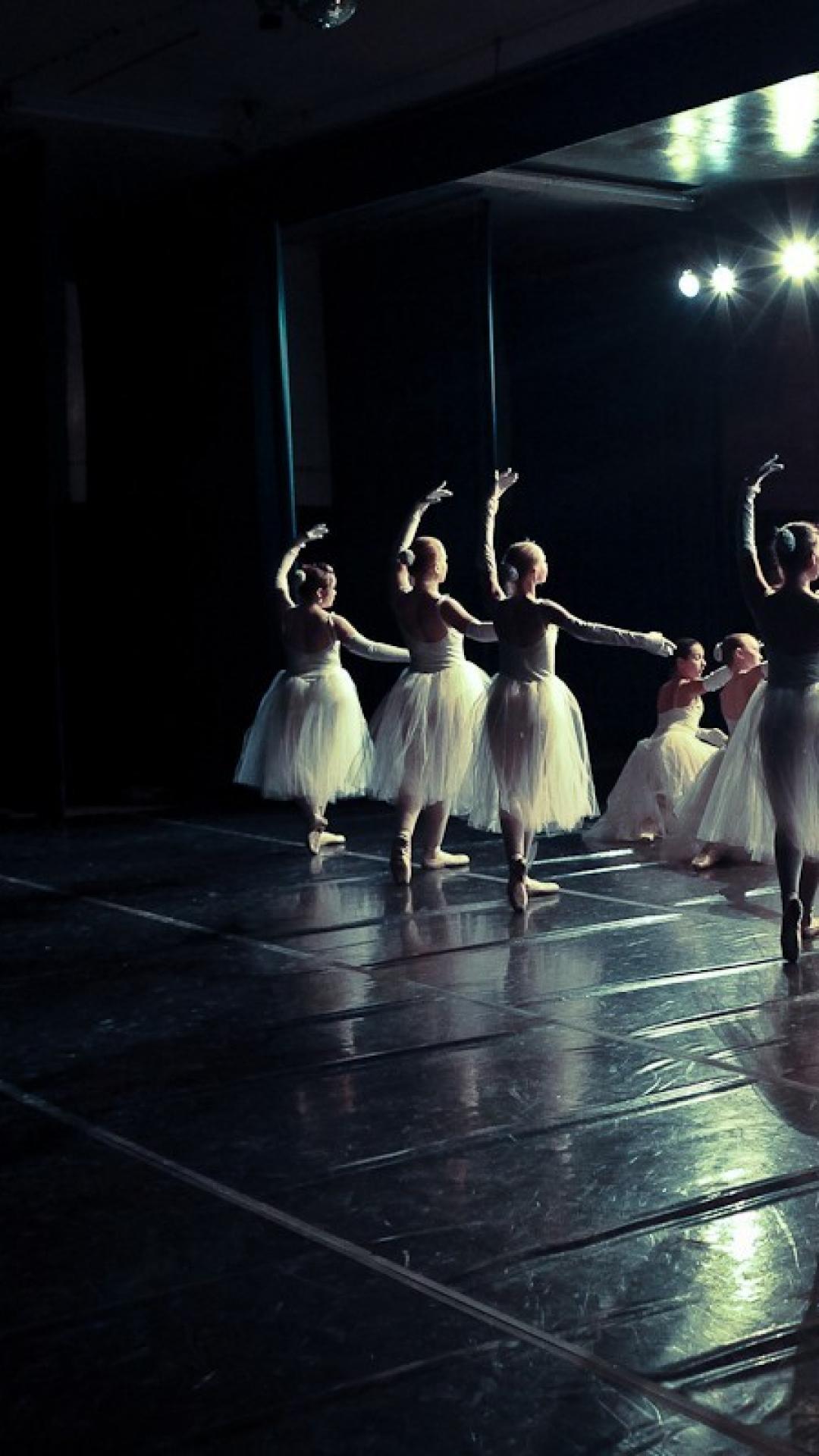 1080x1920 Ballet dancer Wallpaper for Mobile