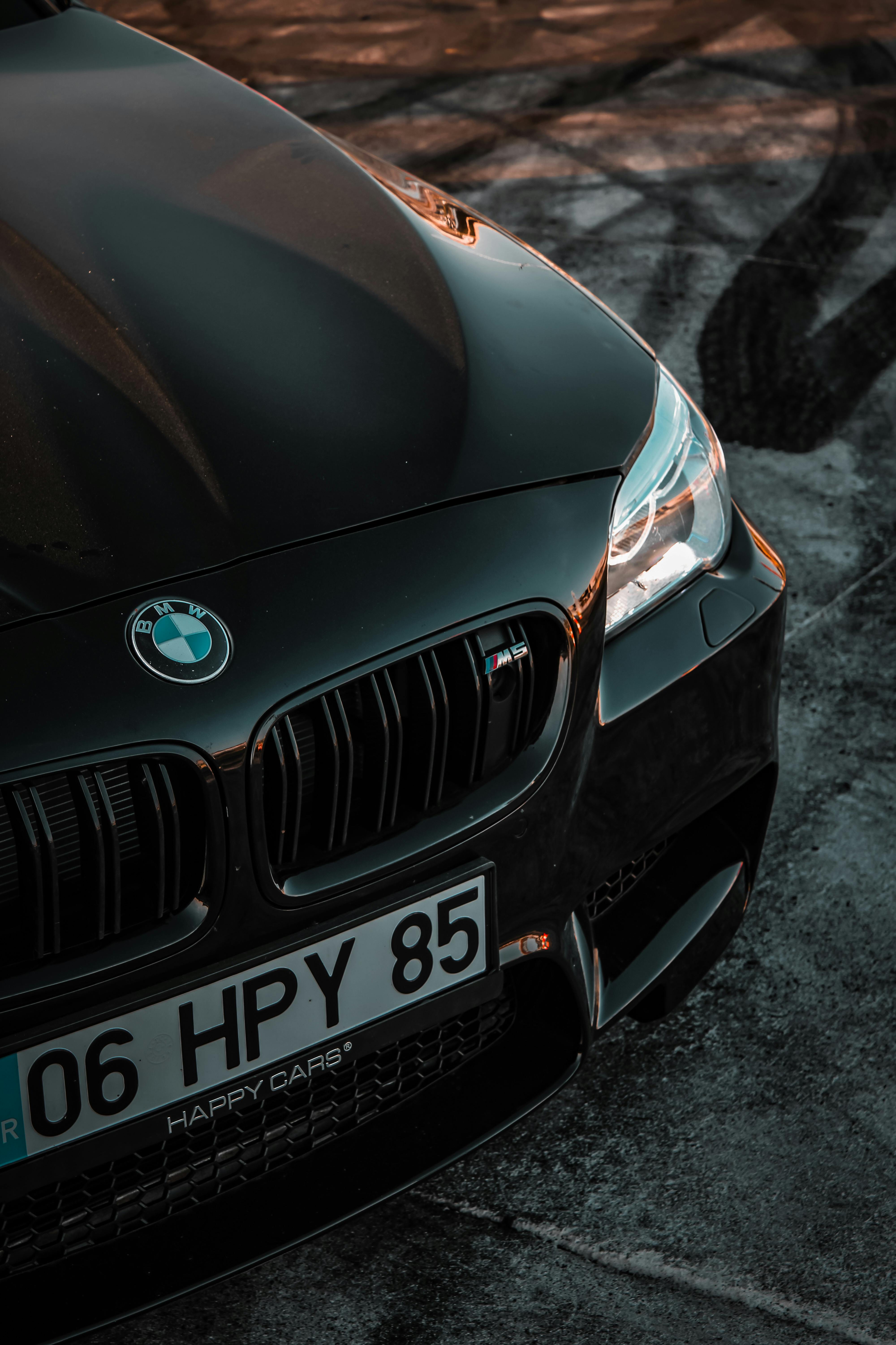 4000x6000 Black BMW M5 Wallpaper