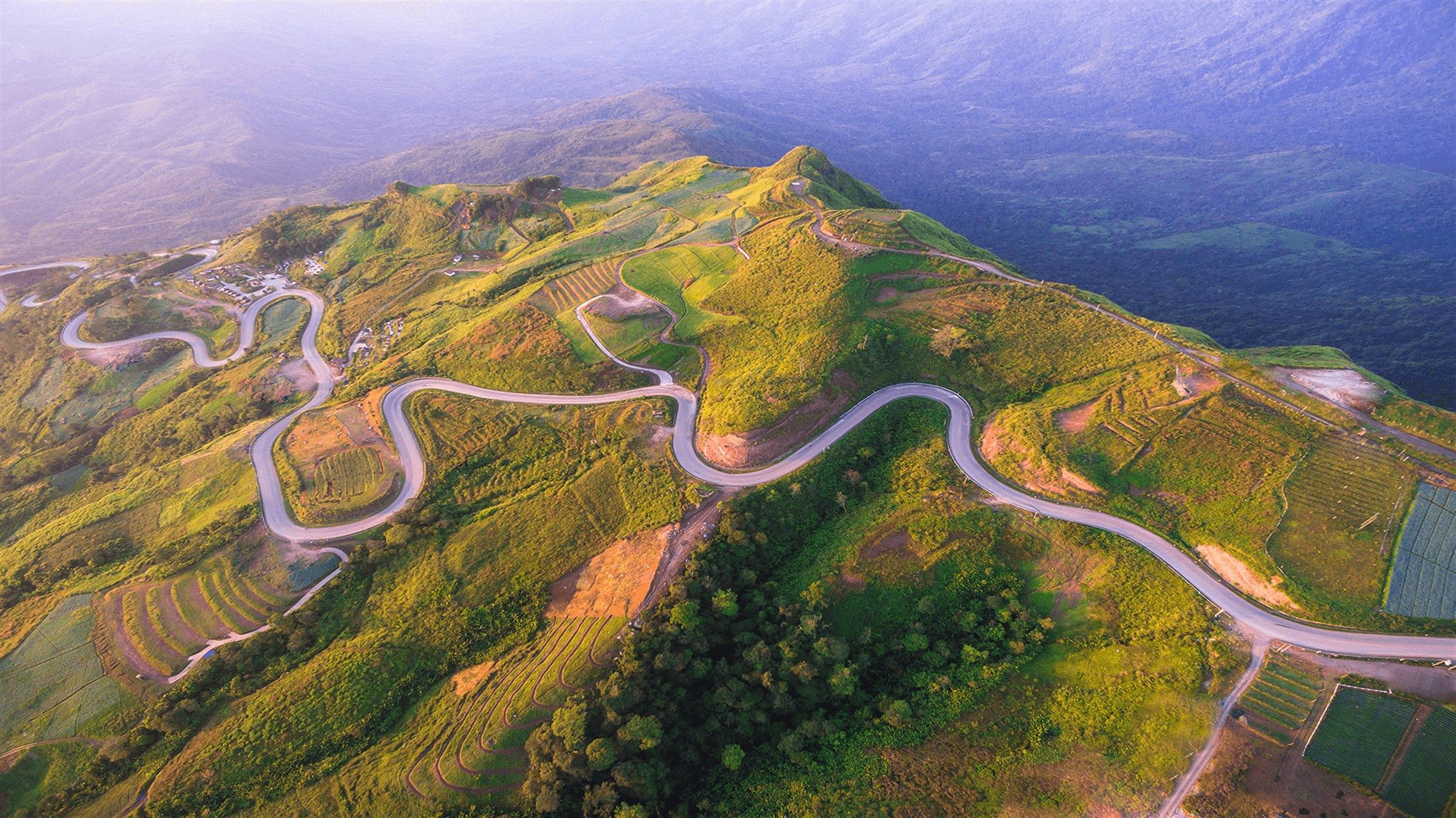 2276x1280 Winding Roads download and install on Windows