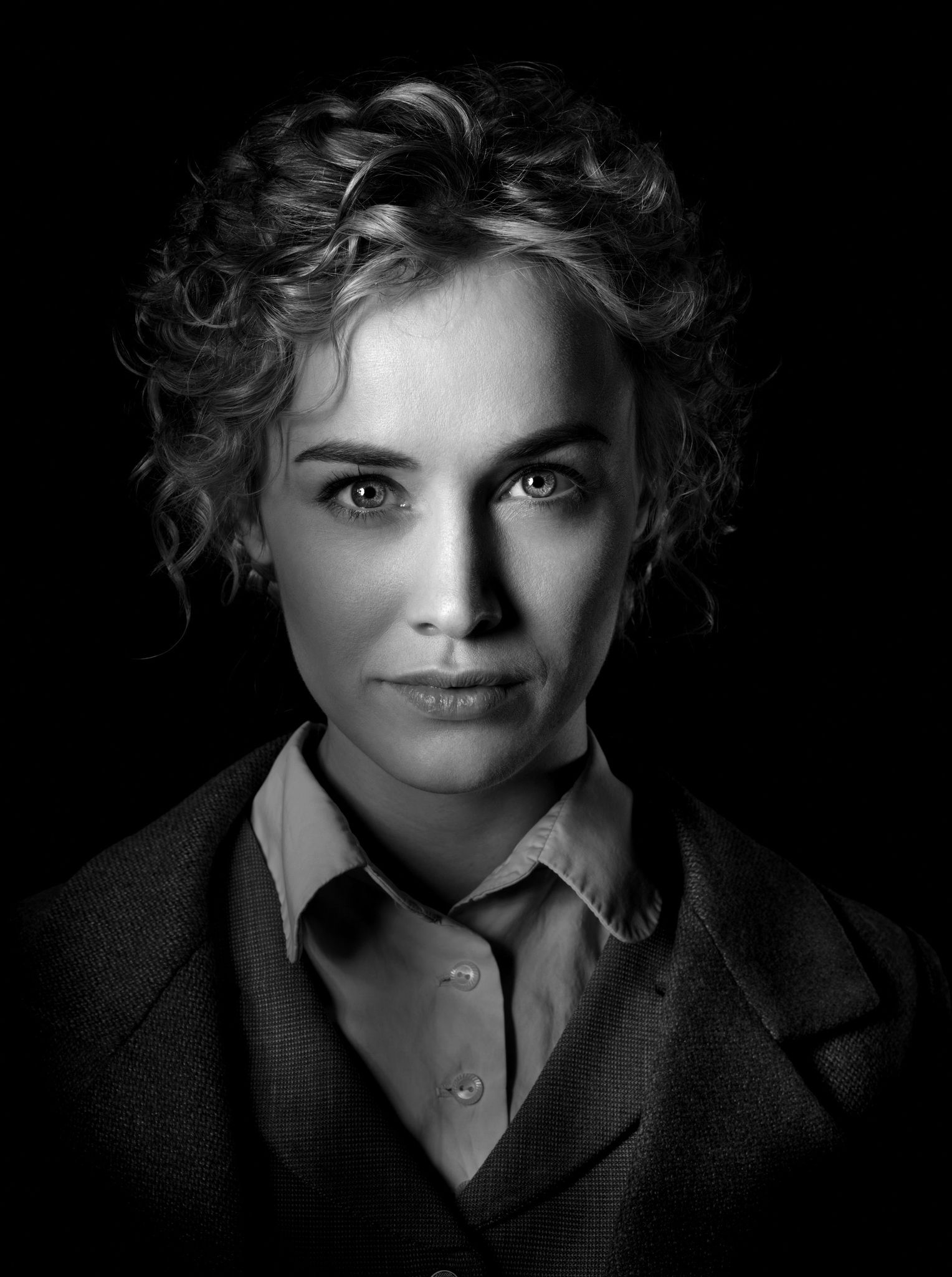 1528x2048 Dominique McElligott Wallpaper