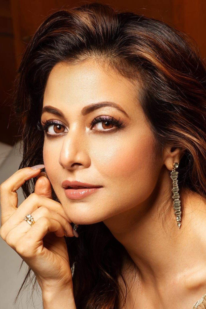 838x1257 Koel Mallick Image