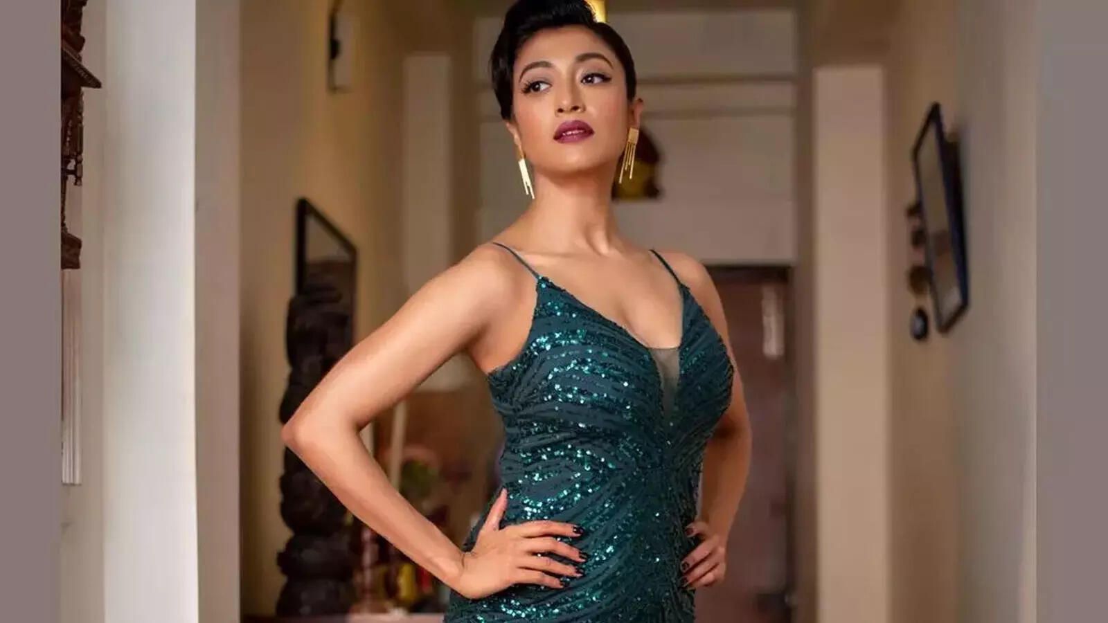 1600x900 When Paoli Dam said she wants to be Leonardo Di Caprio!
