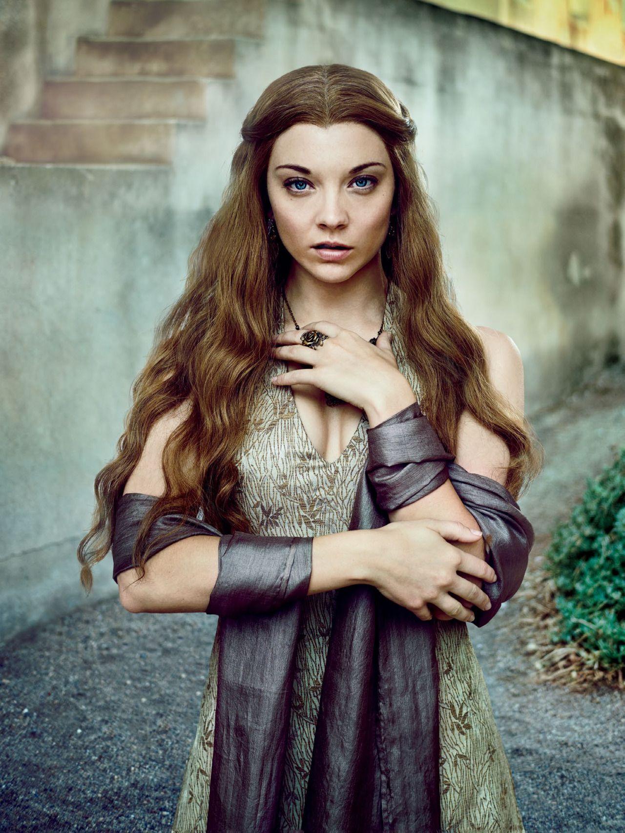 1280x1706 Natalie Dormer eye cream reviews on social media