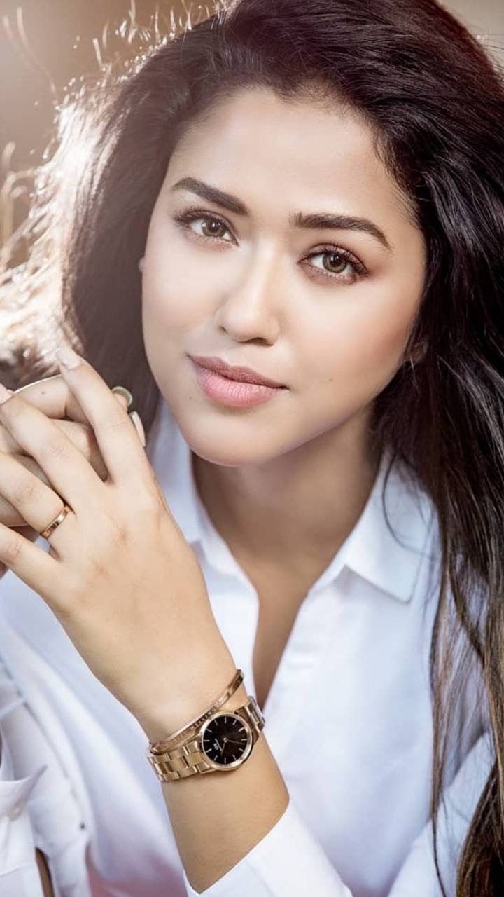 720x1280 Sohini Sarkar Wallpaper