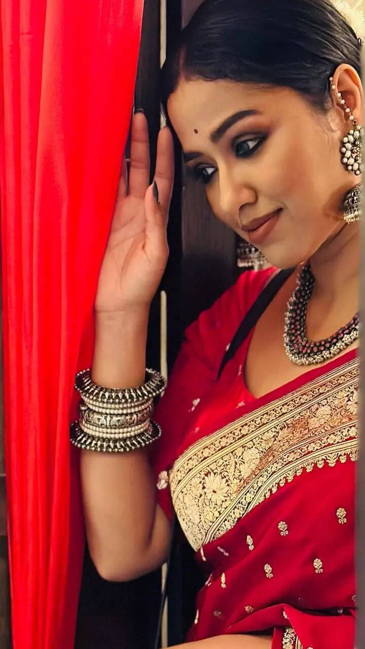 720x1280 best ethnic looks of Sohini Sarkar. Times of India