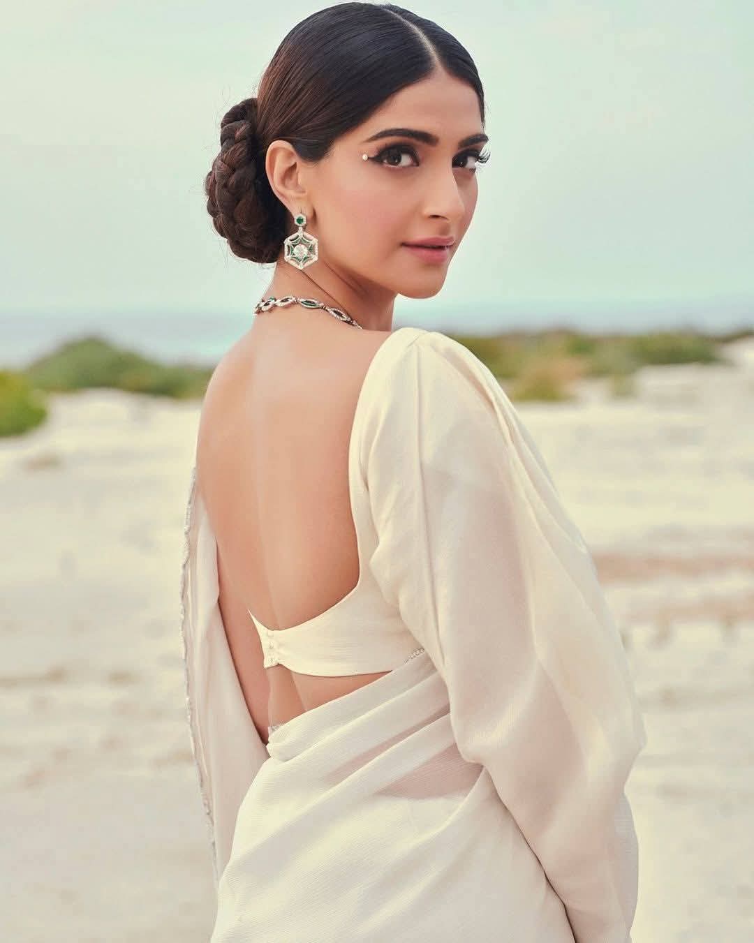 1080x1351 Sohini Sarkar