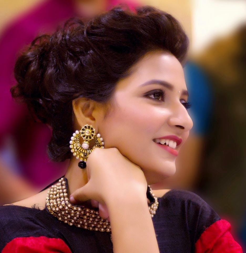 936x960 Subhashree Ganguly Wallpaper