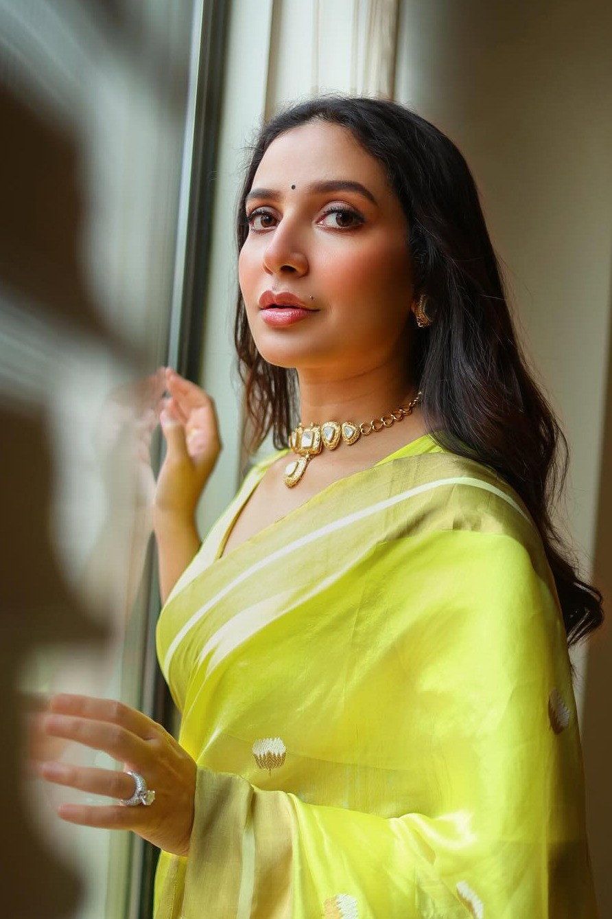 892x1338 Subhashree Ganguly Image