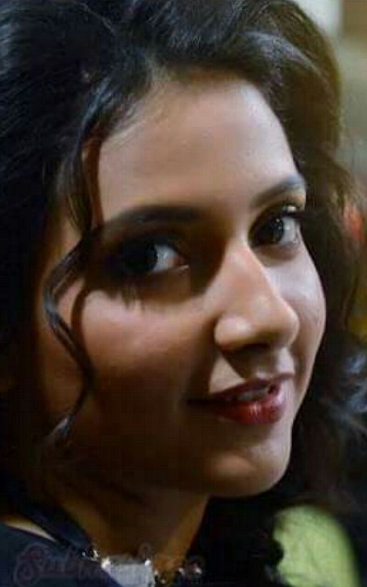 736x1177 charming 2. Beautiful girl facebook, Beautiful actresses, Girl face