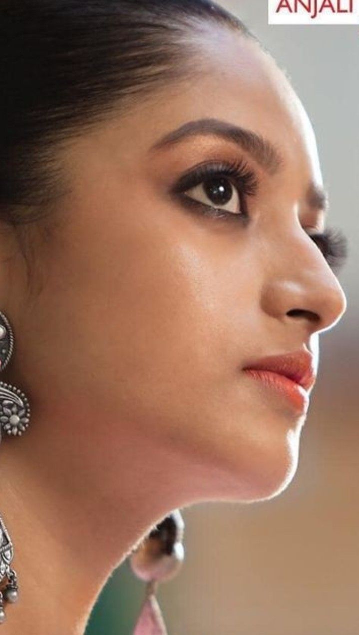 719x1271 Beauty. Bollywood photo, Beauty, Saha