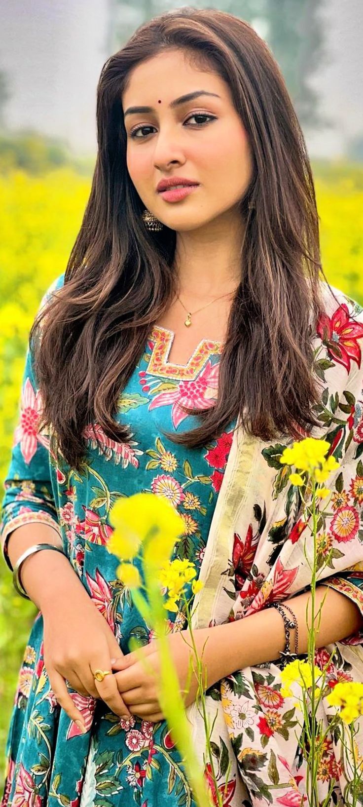736x1635 Anchal Sahu