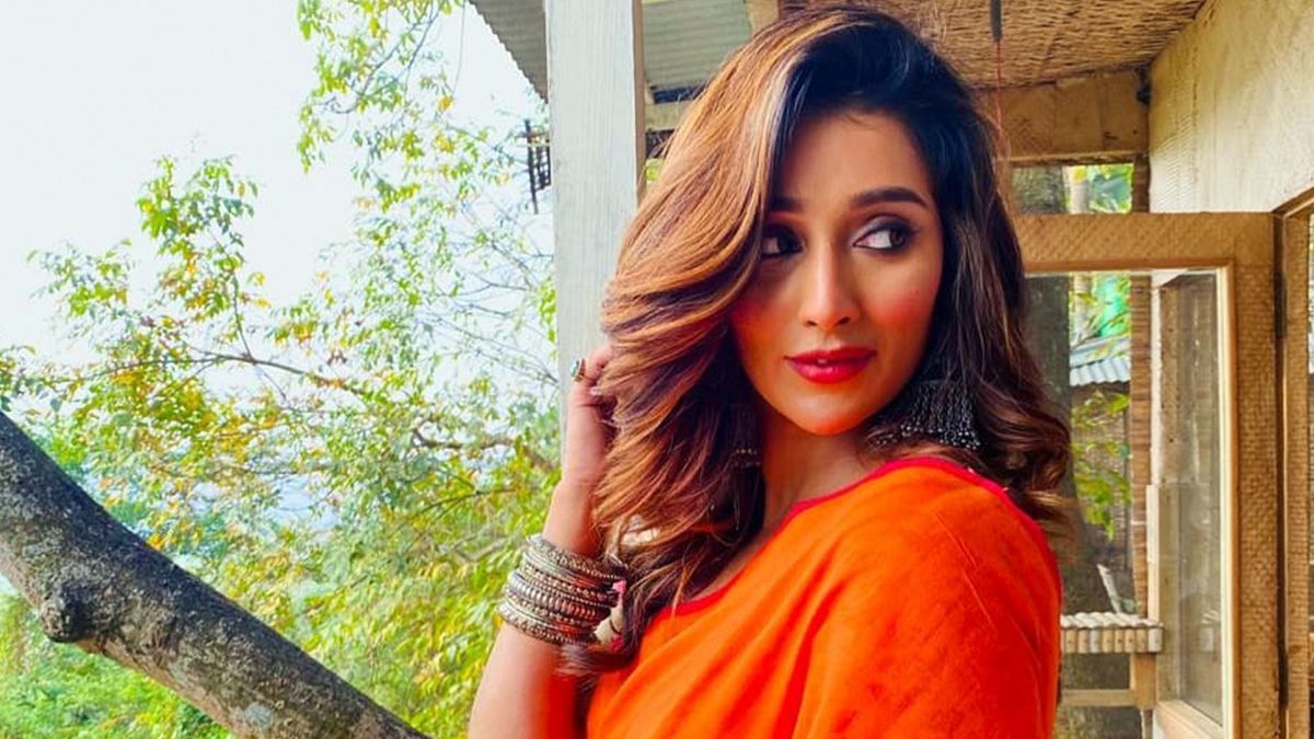 1200x675 Sayantika Banerjee's Car Accident: পথ দুর্ঘটনায় আহত অভিনেত্রী সায়ন্তিকা বন্দ্যোপাধ্যায়. LatestLY বাংলা