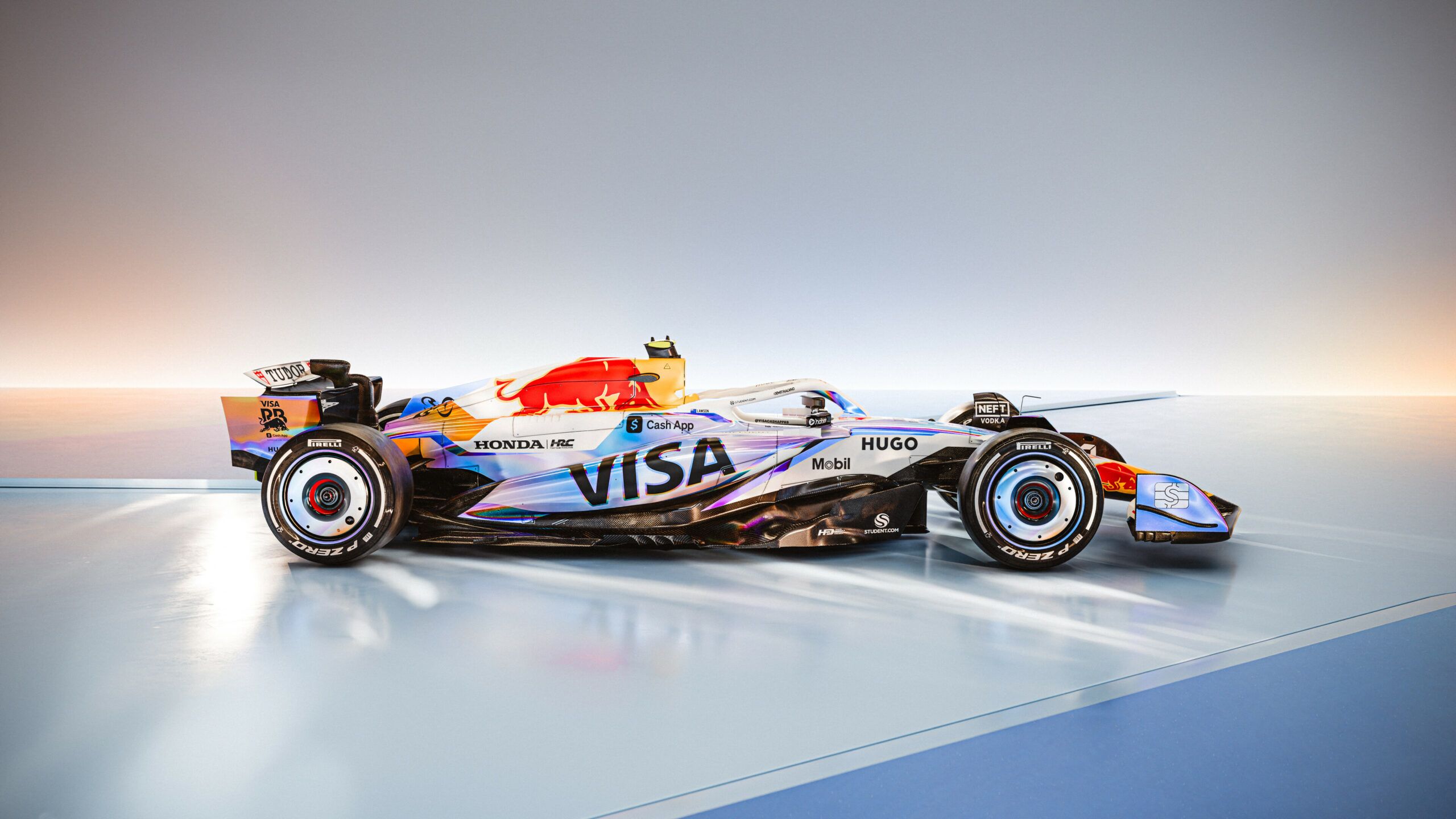 2560x1440 VCARB shares Las Vegas GP livery; F1 partners with UNO