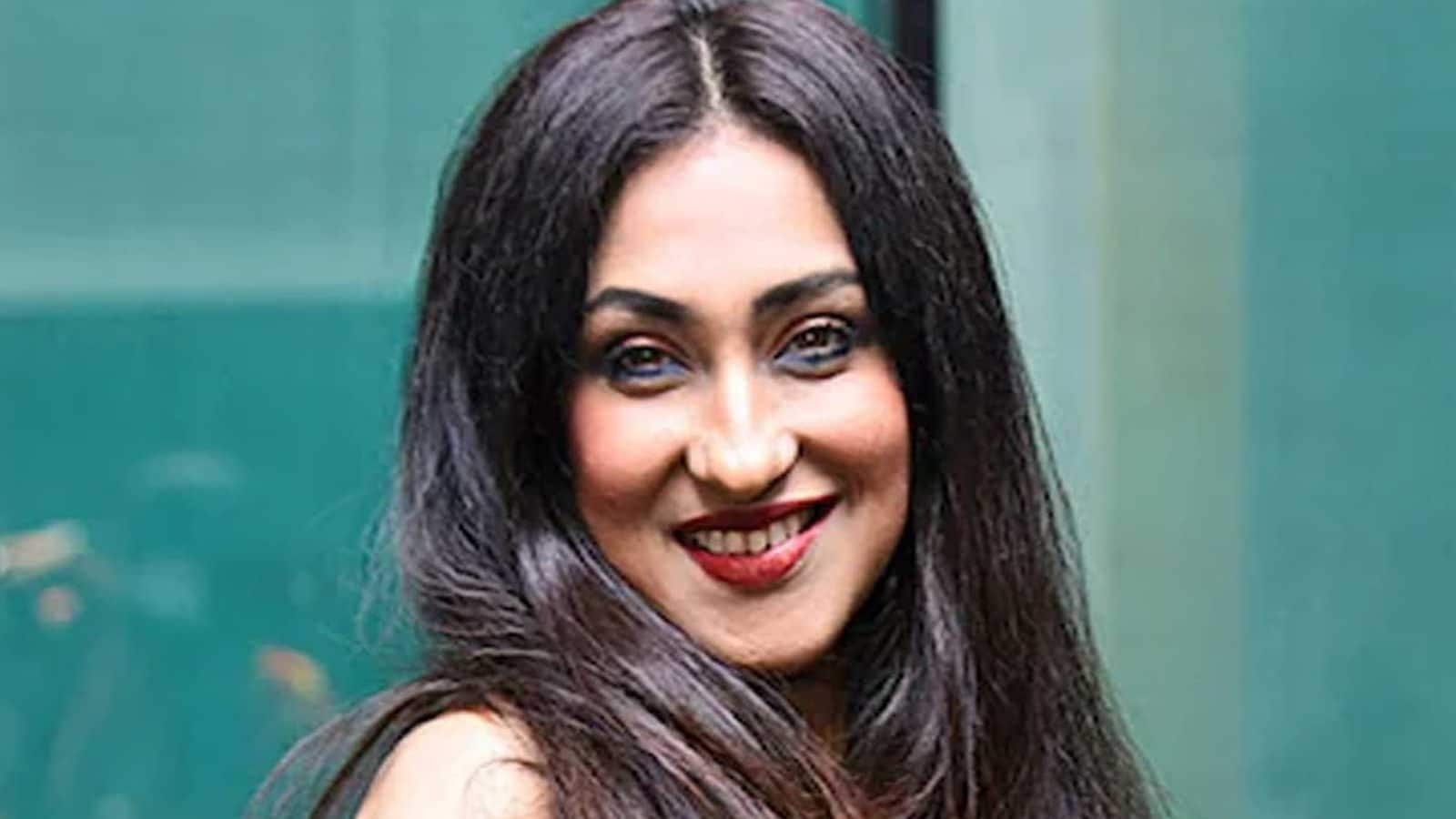 1600x900 Absolutely Fine': Actor Rituparna Sengupta Rejoins Work After Negative Covid Test